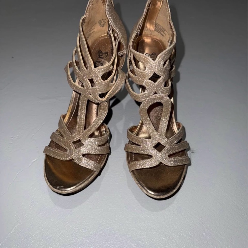 Brash Gold Strappy Women's Heels